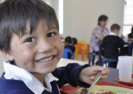 IAD para el suministro de alimentos para la operación del PAE por parte de la SED